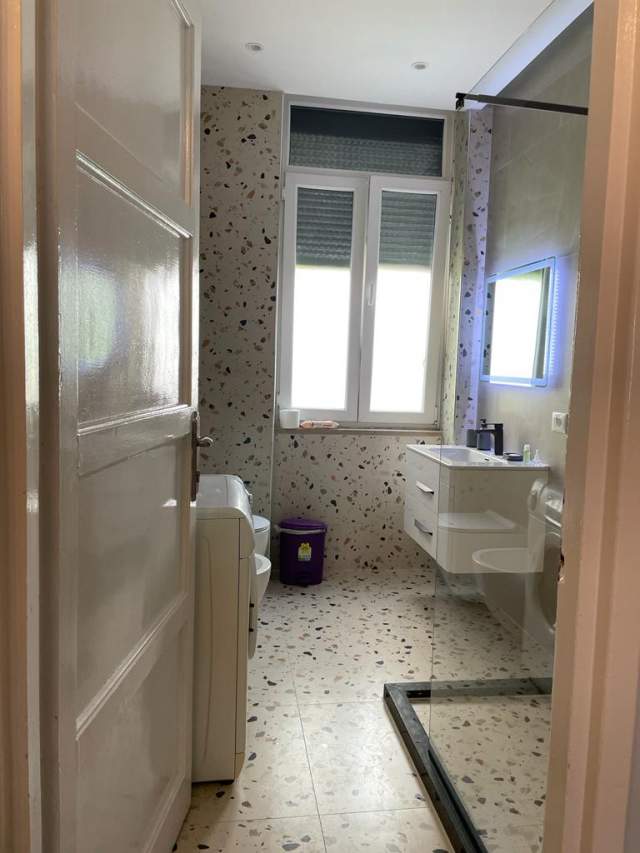 Tirane, jepet me qera apartament 2+1+BLK Kati 2, 80 m² 500 Euro (Rruga Bardhyl)