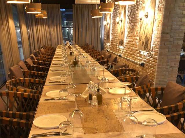 Tirane, jepet me qera bar-resorant Kati 0, 170 m² 2.500 Euro (Ish ekspozita)