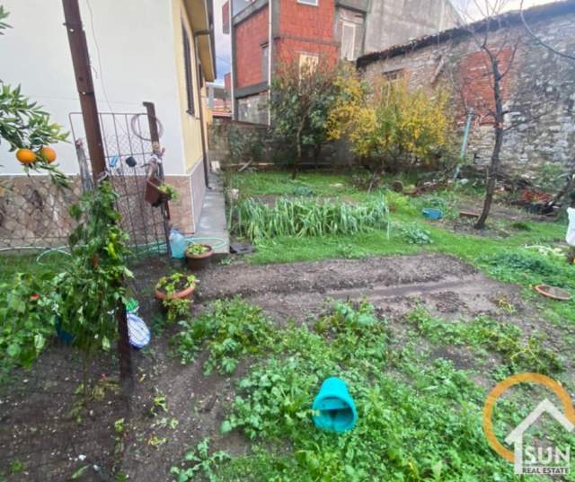 Shkoder, shes truall 300 m² 55.000 Euro (AHMET HAXHIJA, DUDAS)