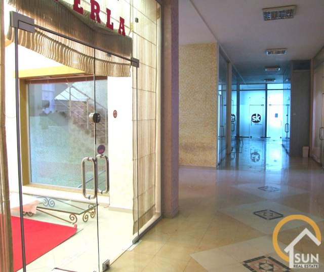 Shkoder, jepet me qera ambjent biznesi Kati 2, 80 m² 50.000 Leke (PEDONALE, SHKODER)