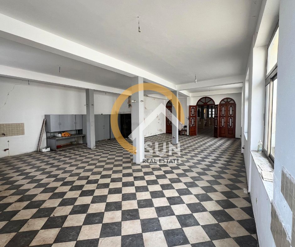 Shkoder, jepet me qera ambjent biznesi Kati 1, 720 m² 500 € (BAHCALLEK, SHKODER)