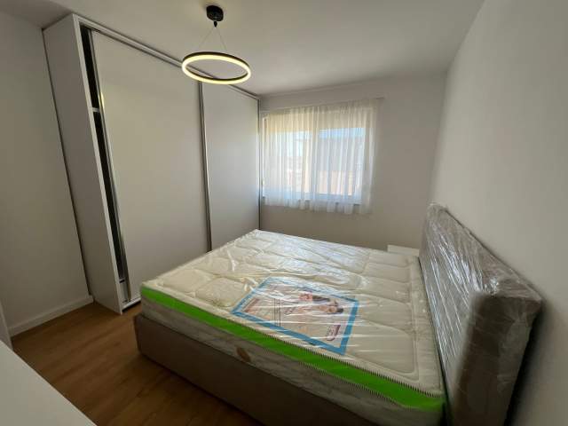 Tirane, shitet apartament 1+1+BLK Kati 5, 575 m² 75.000 Euro (Brryli)