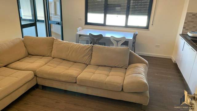 Tirane, jap me qera apartament 2+1+BLK Kati 5, 80 m² 600 Euro (Prane Tregut Cam)