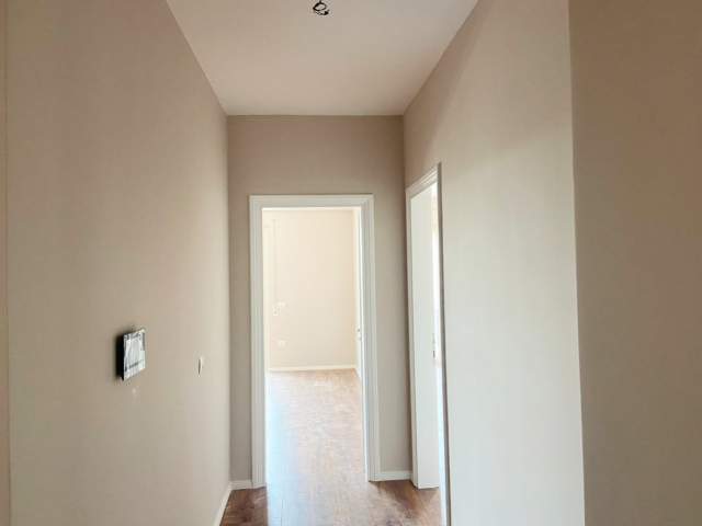 Elbasan, jepet me qera apartament 85 m² 20.000 Leke