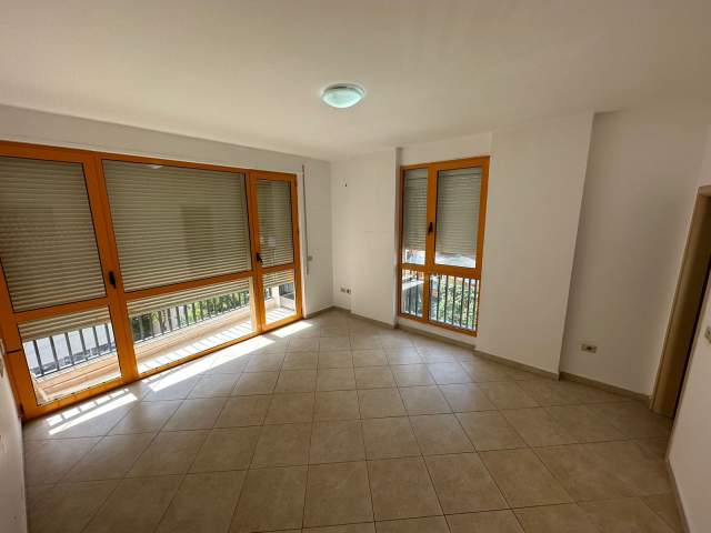 Tirane, shes apartament 2+1+A+BLK Kati 3, 122 m² 205.000 Euro (komuna e parisit)