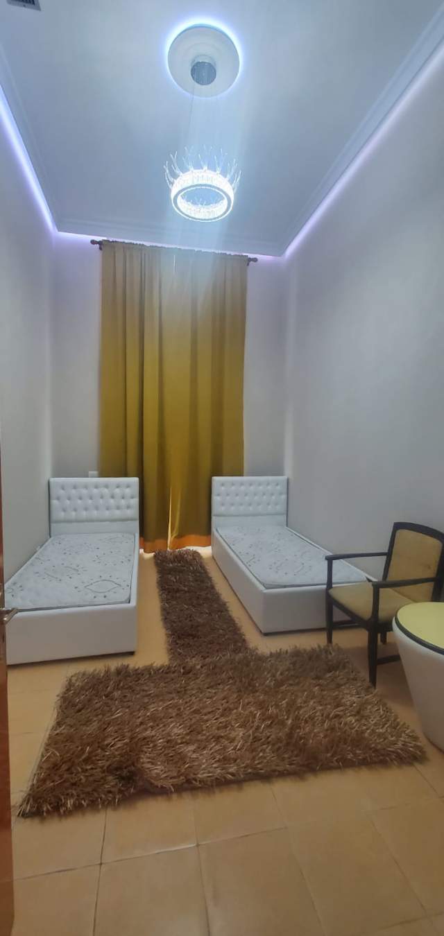 Tirane, jepet me qera apartament duplex 2+1 Kati 2, 145 m² 600 Euro (Misto Mame)