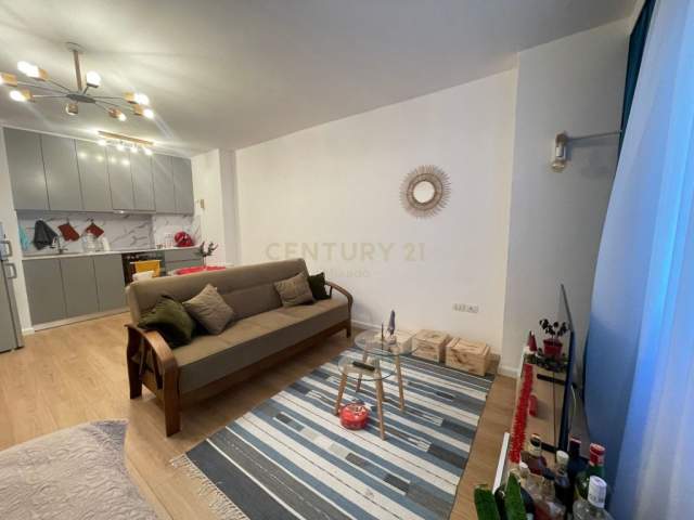 Tirane, shitet garsonier Kati 7, 50 m² 77.500 Euro (Rruga e Saraceve)