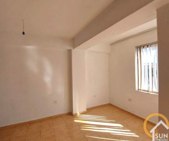 Shkoder, shitet apartament 1+1+BLK Kati 1, 70 m² 39.000 Euro (PERBALLE SPITALIT SHKODER)