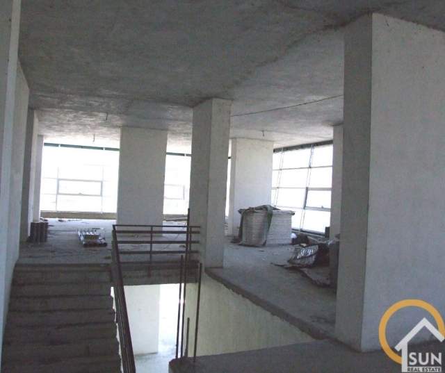Shkoder, shitet ambjent biznesi Kati 2, 1.114 m² 445.600 Euro (TEK BEXHISTENI SHKODER)