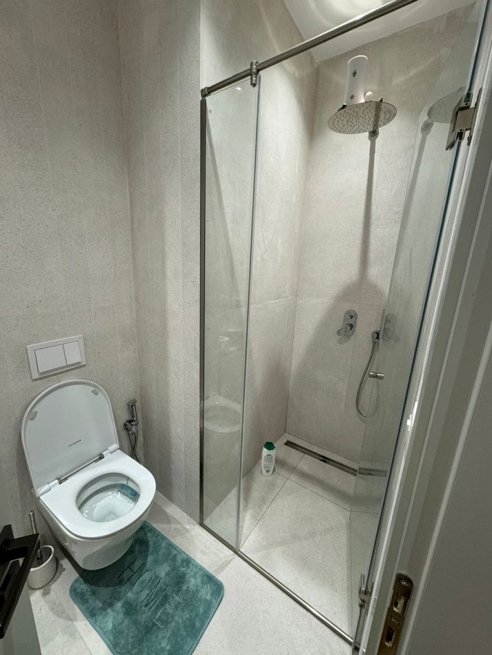 Tirane, shitet apartament 2+1+Ballkon Kati 14, 125 m² 350.000 € (Rruga e Kavajes)