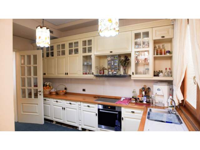 Tirane, shes apartament 4+1+A+BLK Kati 6, 352 m² 585.000 Euro (Kompleksi Delijorgji)