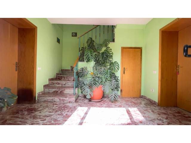 Tirane, shes hotel Kati 0, 413 m² (Rruga e Elbasanit)