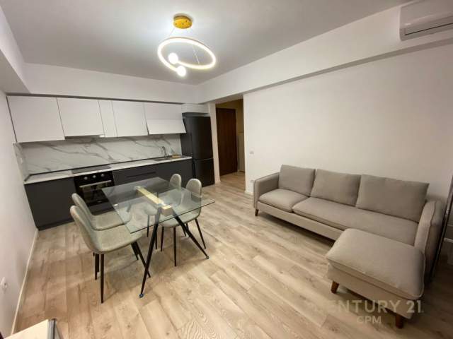 Tirane, jepet me qera apartament 1+1+A+BLK Kati 5, 55 m² 480 Euro (Sheshi Willson)