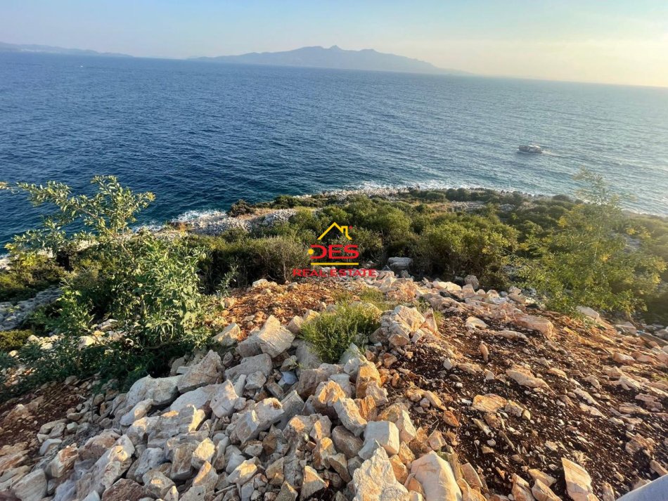 Sarande, shitet truall , 875 m² 