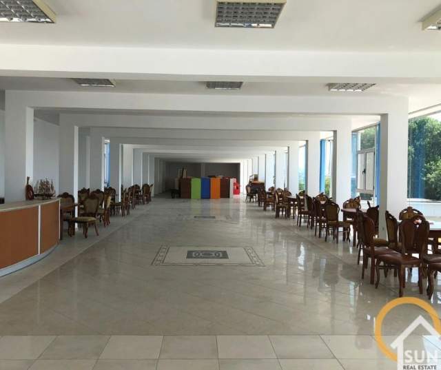 Shkoder, jepet me qera ambjent biznesi Kati 2, 450 m² 70.000 Leke (rr. BEXHENE)