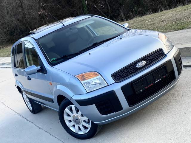 Tirane, shes makine Ford Fusion Automat Viti 2007,