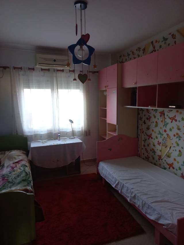 Tirane, shitet apartament 2+1+BLK Kati 8, 103 m² 170.000 Euro