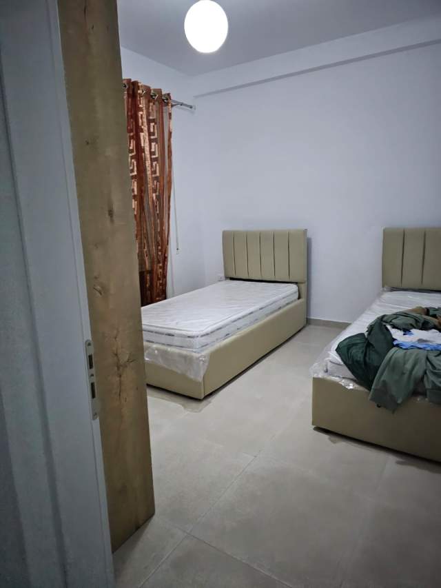 Tirane, jepet me qera apartament 2+1+BLK Kati 4, 90 m² 500 Euro (Rezidenca 3D)