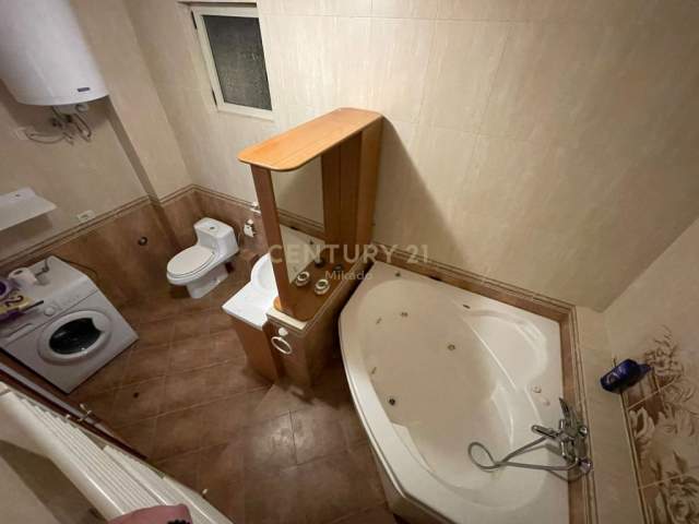 Tirane, shes apartament 3+1+A+BLK Kati 4, 135 m² 197.000 Euro (Petro Nini, Bllok)