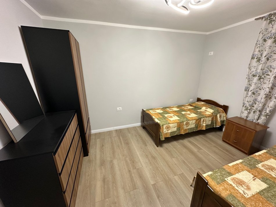 Tirane, jepet me qera apartament 2+1 Kati 5, 70 m² 65.000 lekë (Rruga e Elbasanit)