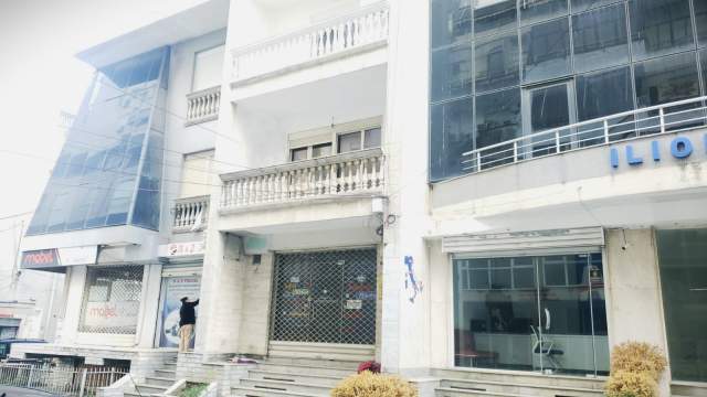 Durres, jepet me qera zyre Kati 1, 25.000 Leke (Prane Stacionit te Trenit, Durres)