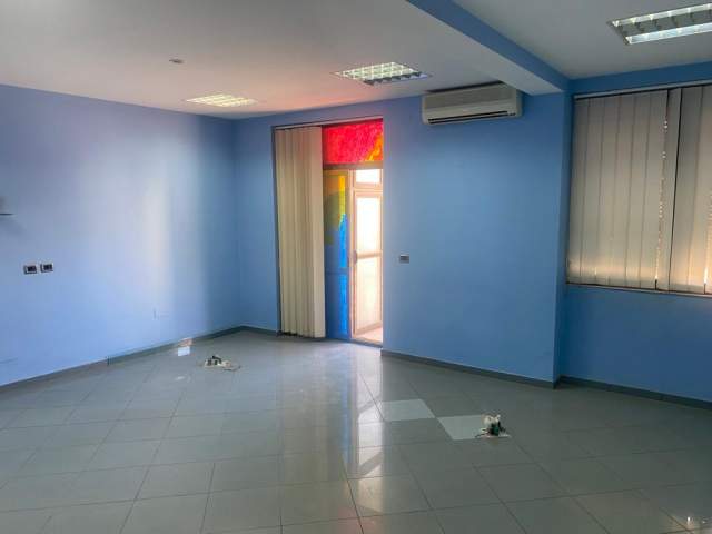 Tirane, shitet apartament 3+1+BLK Kati 2, 157 m² 210.000 Euro (Rruga Taulantia)