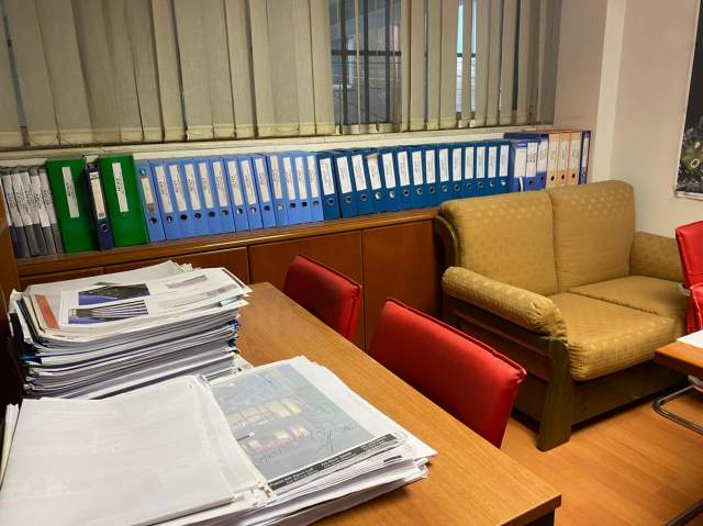 Tirane, shitet zyre 223 m² 300.000 Euro