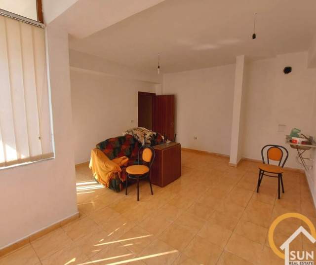 Shkoder, shitet apartament 1+1+BLK Kati 1, 70 m² 39.000 Euro (PERBALLE SPITALIT SHKODER)