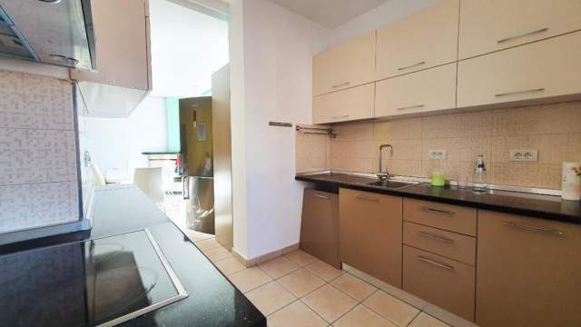 Tirane, jepet me qera apartament 2+1+A+BLK Kati 14, 750 Euro (Ish Ekspozita shqipria Sot)