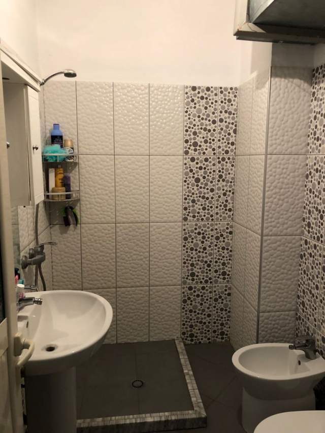 Tirane, jepet me qera apartament 1+1+BLK Kati 4, 72 m² 40.000 Leke (Rruga e Zalit)