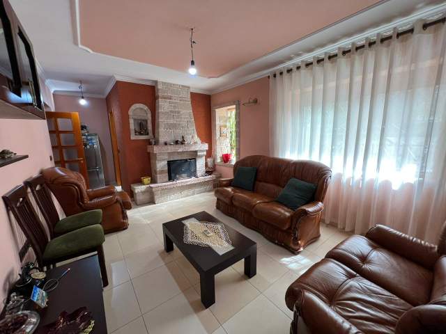 Tirane, shitet apartament 4+1+BLK Kati 1, 151 m² 225.000 Euro (Martenitetit të ri)