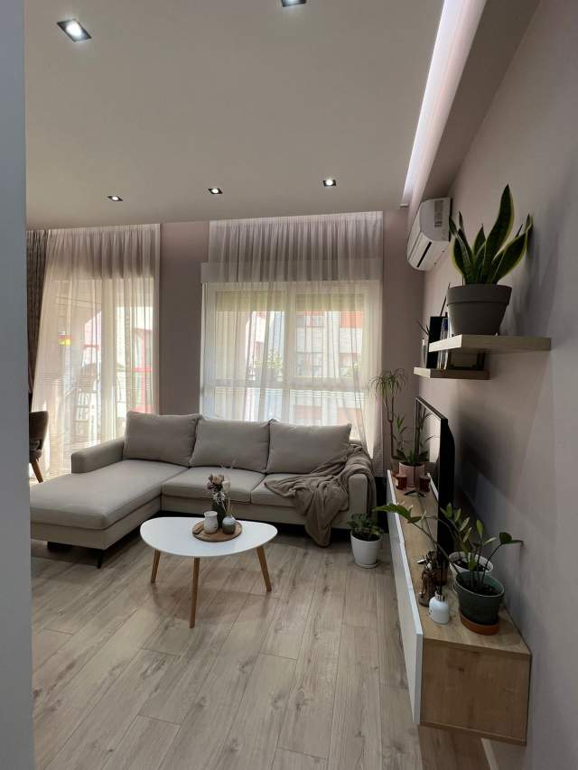 Tirane, jepet me qera apartament 1+1+A+BLK Kati 4, 70 m² 400 Euro
