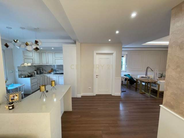 Tirane, jap me qera Vile 4+1+A+BLK Kati 0, 541 m² 4.000 Euro (Akacia Hill)