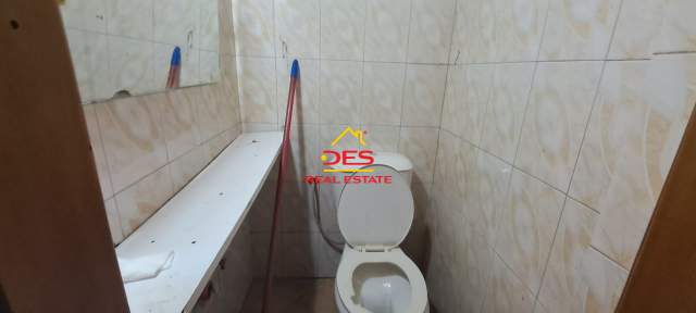 Vlore, jepet me qera ambjent biznesi Kati 0, 50 m² 25.000 Leke (Rruga Shyqeri Alimerka)