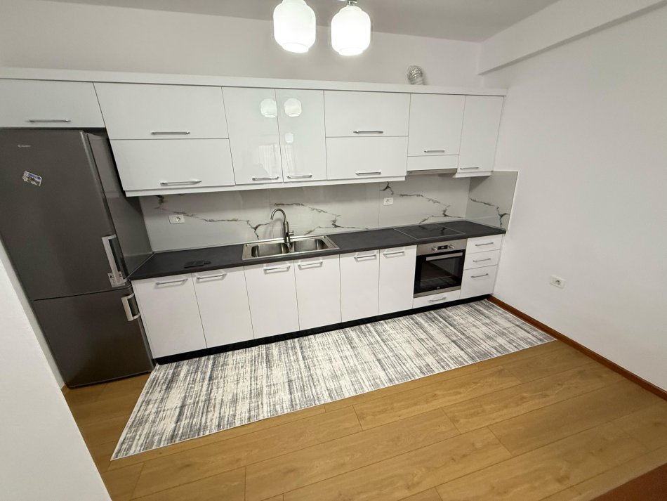 Tirane, jepet me qera apartament 2+1 Kati 8, 86 m² 600 € (rruga ndre mjeda)