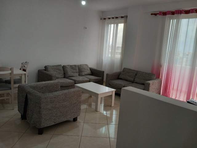 Tirane, jepet me qera apartament 2+1+BLK Kati 8, 85 m² 35.000 Leke (Yzberisht, prane kmy)