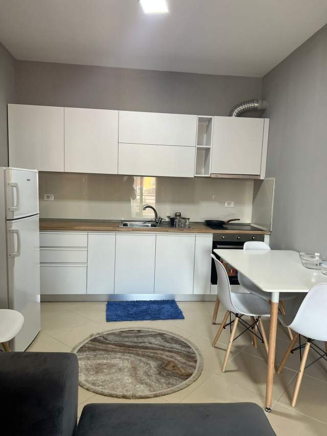 Tirane, jepet me qera apartament 1+1+BLK Kati 3, 67 m² 450 Euro (KOMPLEKSI BESA, DON BOSKO)