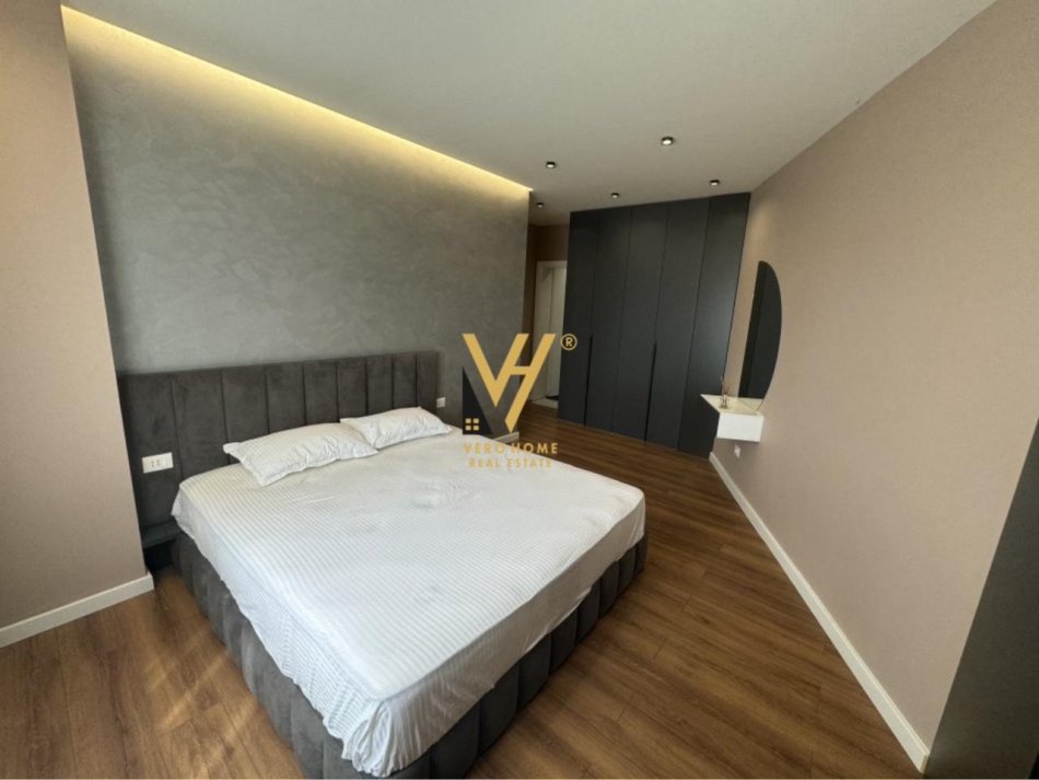 Tirane, shitet apartament 2+1+Ballkon Kati 3, 126 m² 148.000 € (KASHAR)