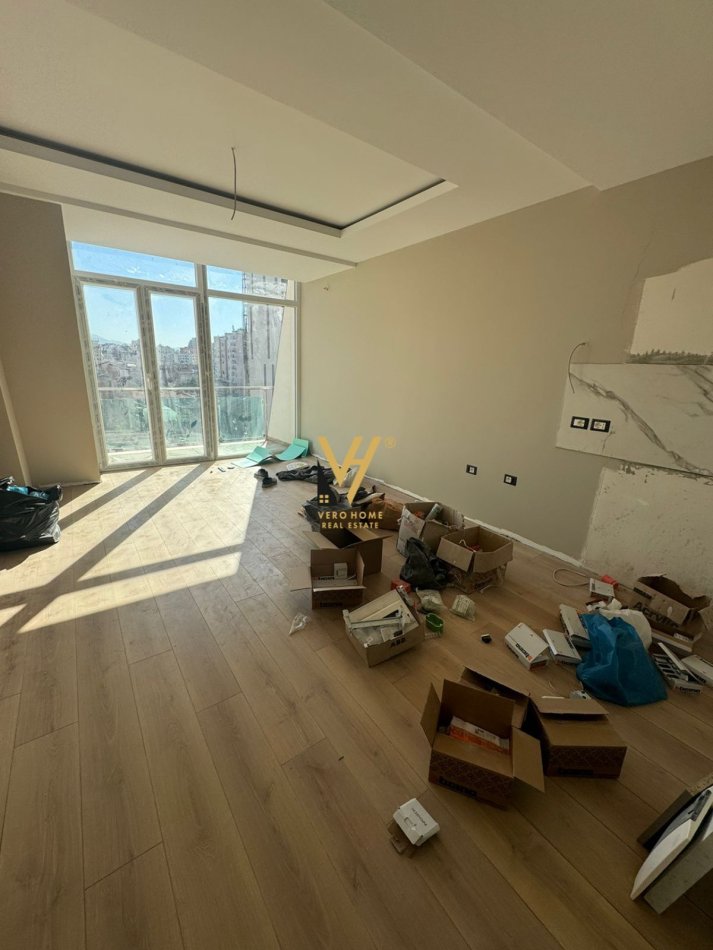 Tirane, shitet apartament 1+1+Ballkon Kati 7, 68 m² 165.000 € (RRUGA SULEJMAN DELVINA)