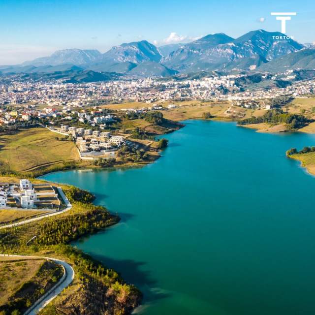 Tirane, shes Vile 3 Katshe Kati 3, 920 m² 430.000 Euro (Farke) TT 388