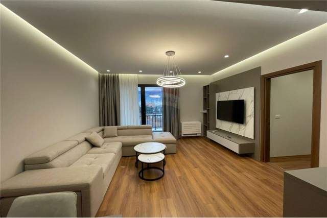 Tirane, jepet me qera apartament 2+1 Kati 9, 108 m² 750 Euro (Rruga e Dibres)