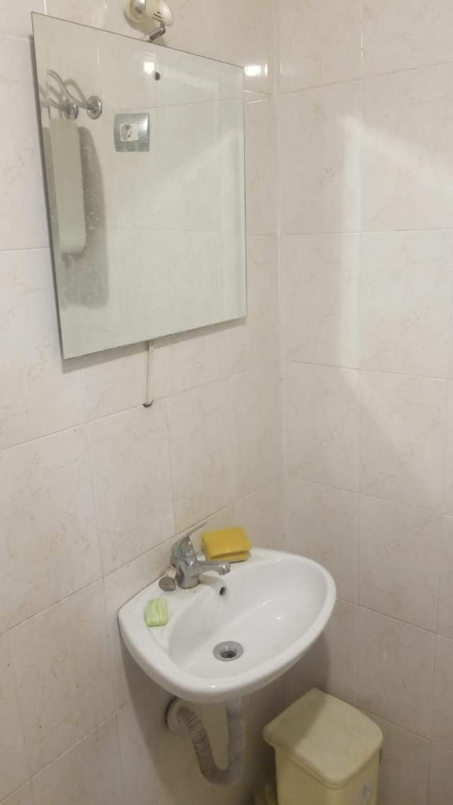 Tirane, jap me qera ambjent biznesi Kati 0, 62 m² 400 Euro (rruga mustafa lleshi)