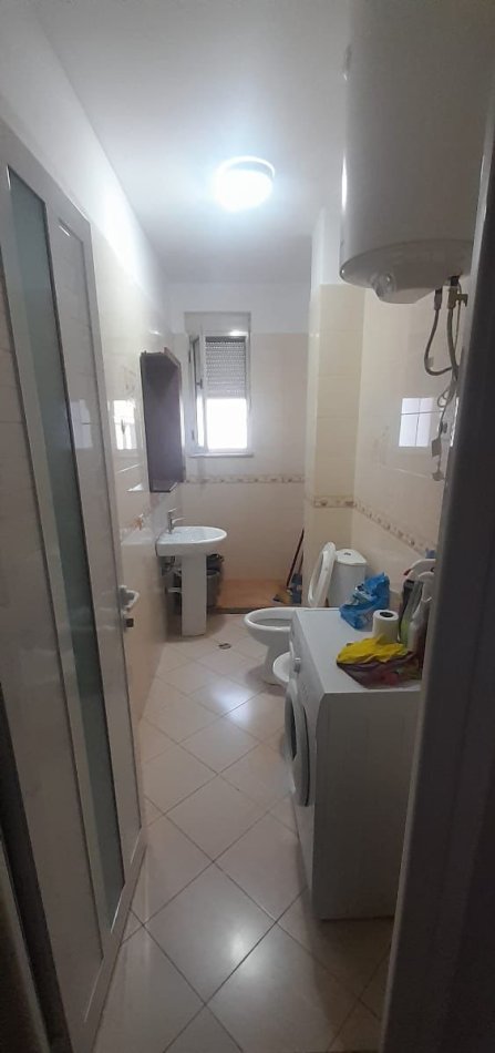 Tirane, jepet me qera apartament 3+1+2, Kati 8, 108 m² 550 € (Astir)