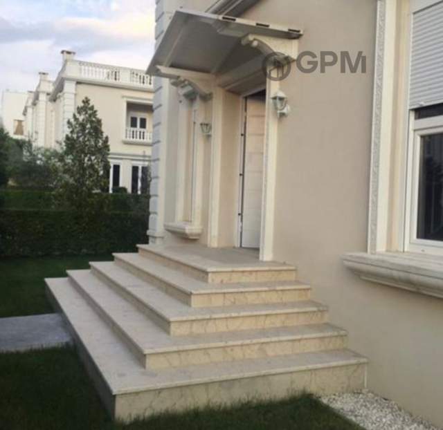 Tirane, shitet Vile 4+1+BLK Kati 3, 300 m² 570.000 Euro (Lunder)