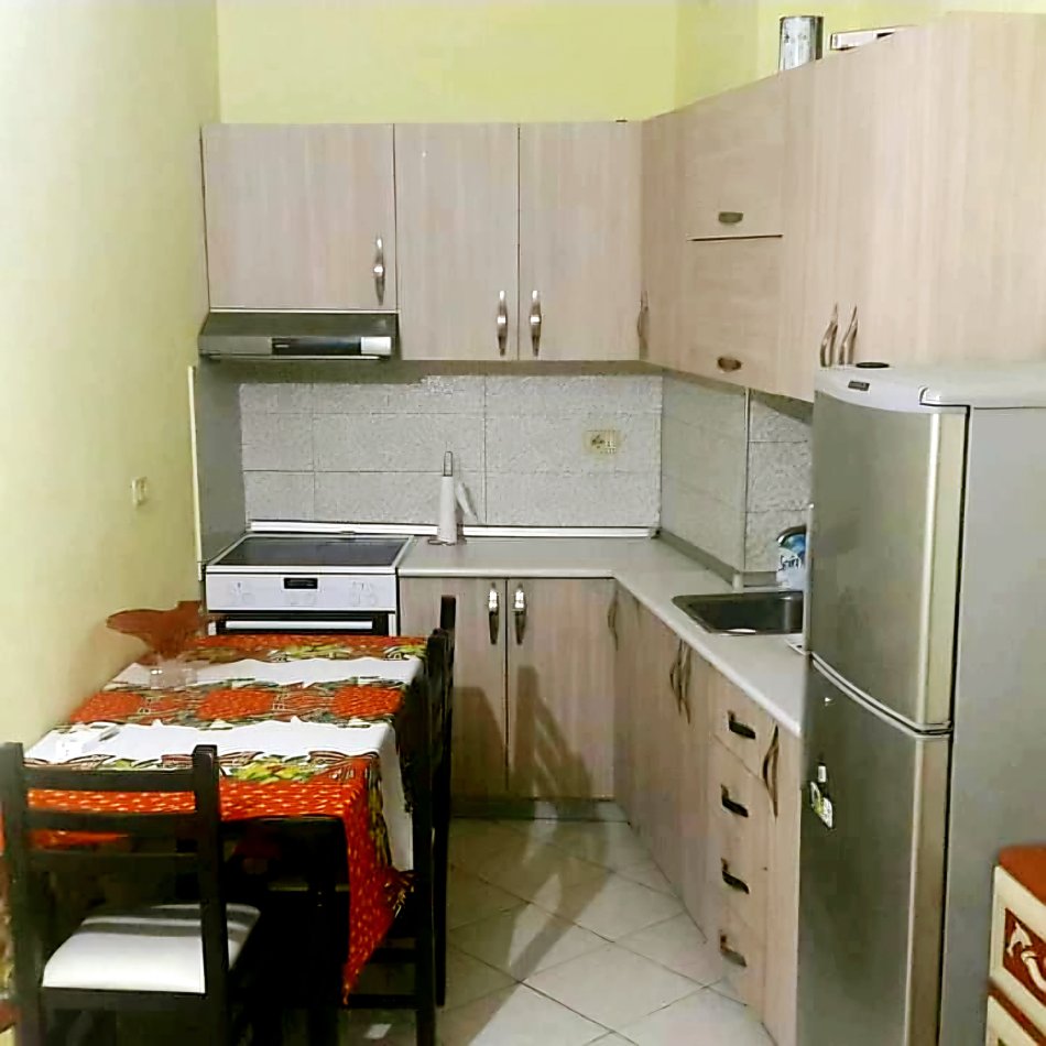 Tirane Besim Alla jepet me qera apartament 1+1+Aneks+Ballkon Kati 8, 70 m² 380eu (Besim Alla Tirane)