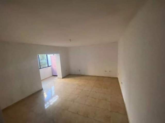 Tirane, shes apartament 1+1 68.000 Euro