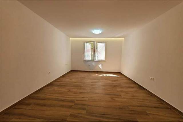 Tirane, shitet apartament Kati 3, 59 m² 98.000 Euro (Bulevardi bajram curri)