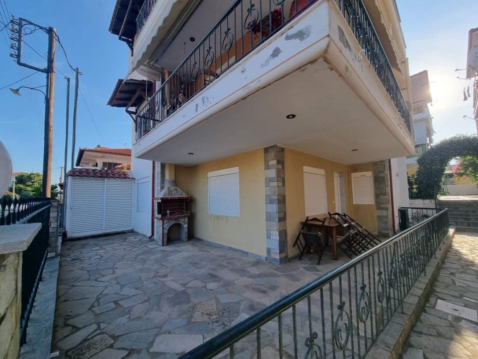 Greqi Shitet apartament 65m²  86.000 Euro