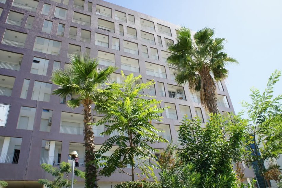 Shkembi Kavajes, shes apartament 1+1+Ballkon Kati 8, 60 m²  (Shes Apartment 10m large nga deti 1+1 ke shkembi kavajes plazh)