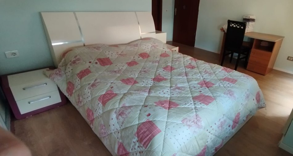 Tirane, jepet me qera apartament 1+1 Kati 6, 70 m² 380 € (Yzberisht)